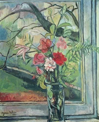 Bukett med blommor framför ett fönster, 1930